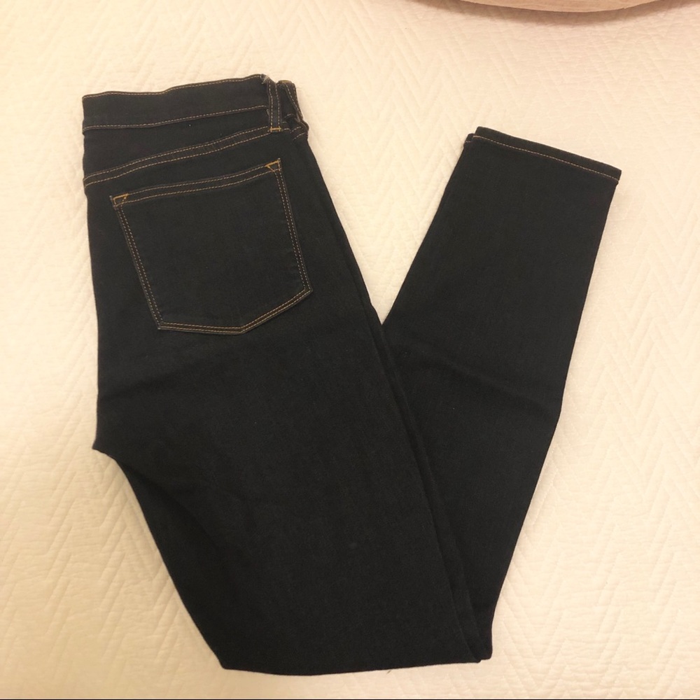 EUC J. Crew Dark Wash Stretch Skinny Jeans